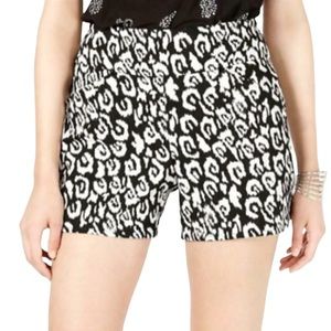 NWT INC International Concepts  Black White Leopard Print Pull On Shorts Size 14